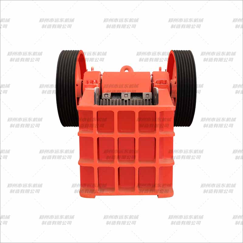 PE型顎式破碎機(圖1) PE型顎式破碎機(圖1)